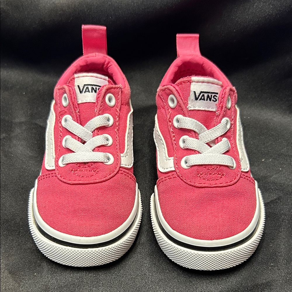Girl’s Vans Pink Running Shoes